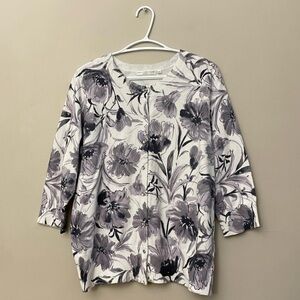Sarah Spencer Grey & White Floral Cardigan Gemstone Buttons – Plus Size 2X EUC